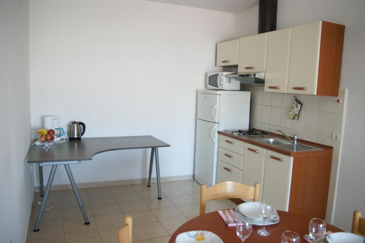 Apartman Adriatic Pula Exterior foto